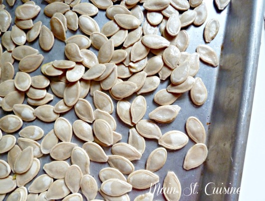 how to roast pumpkin seeds in the oven